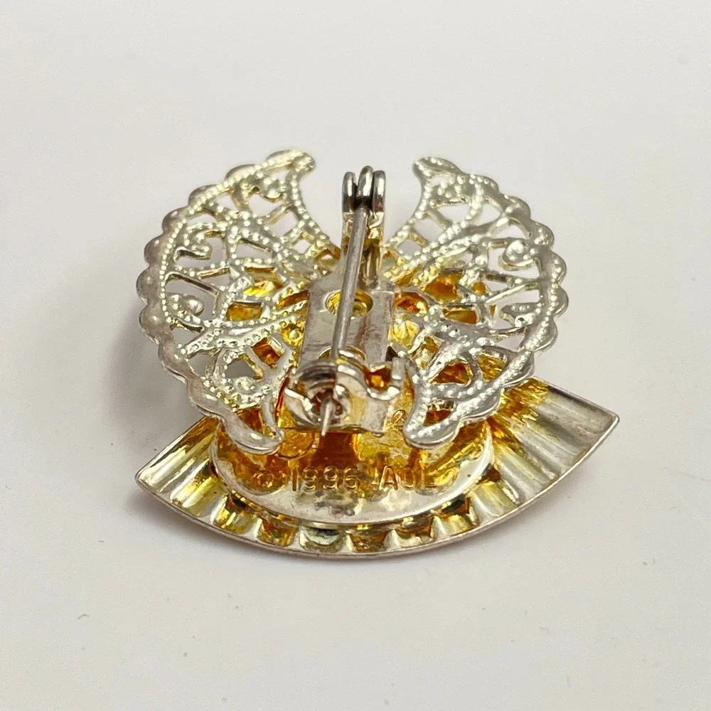 Vintage‎ 90s AOL Silver Tone Faux Pearl Filigree Wings Angel Brooch Pin Jewelry